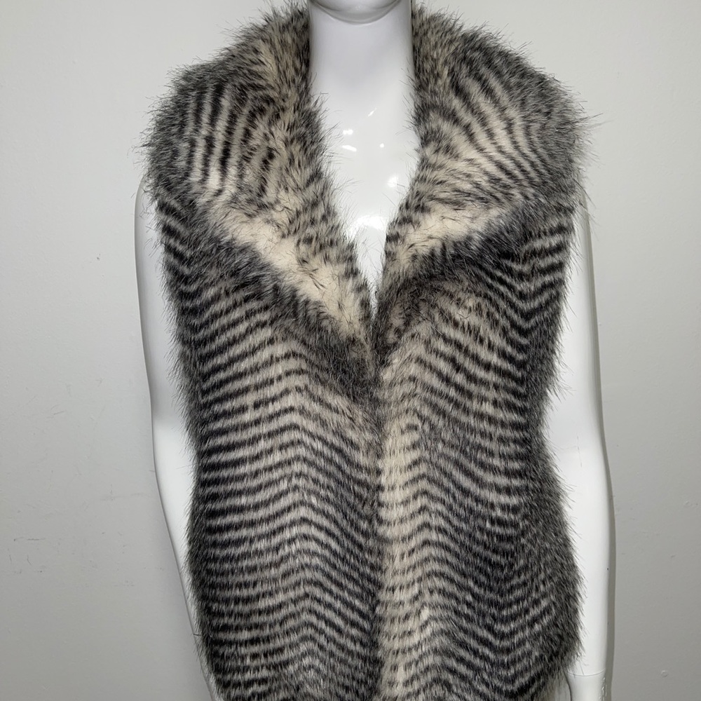 BBDAKOTA vest coat
